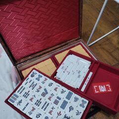 麻雀牌　mahjong tiles