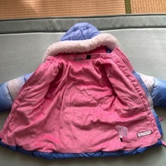 美品　SNOZU  キッズ　
ダウンジャケットの画像