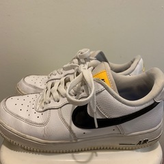 NIKE スニーカー