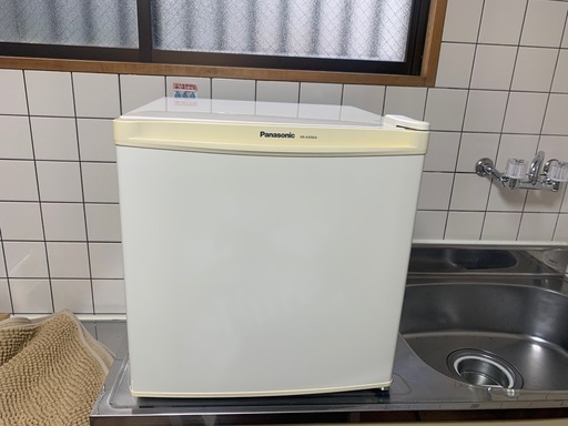 小型冷蔵庫②