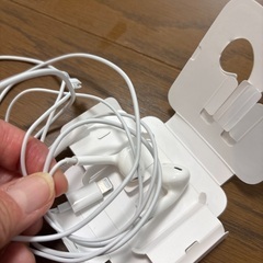 スマホ　イヤホンの画像
