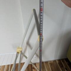室内物干しの画像