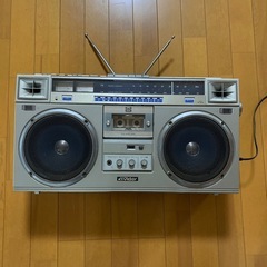 昭和レトロ　Victor 
ラジカセ　