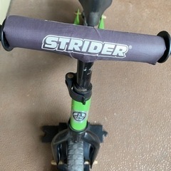 ストライダー　緑　プロテクターつけますの画像