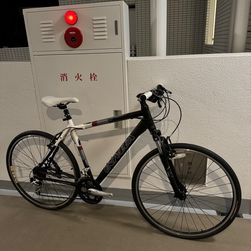 【新古車！】UNIVEGA TRRENO300 3×8s サイズ55