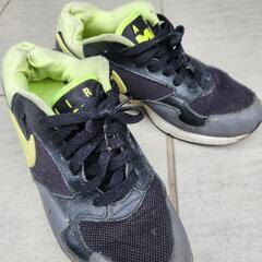 【お取引中】NIKE　AIRMAX　黒×黄色　汚れ破れありの画像