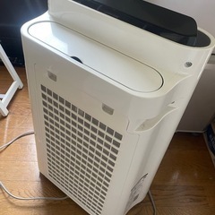 SHARP 空気清浄機　プラズマクラスターの画像