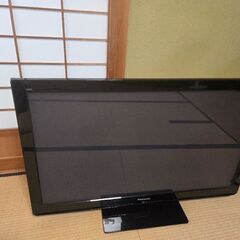 液晶テレビ