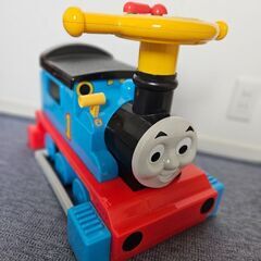 電動きかんしゃトーマスの画像
