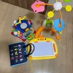 おもちゃなど