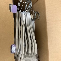 【新品】ハンガーの画像