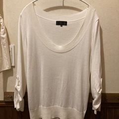 UNTITLED ホワイト ニット 2サイズ　