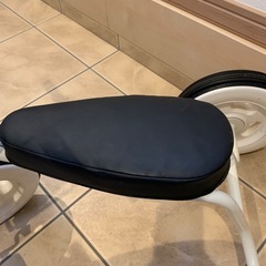 子供用三輪車の画像