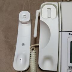 (さらにお値下げ)Panasonic おたっくす KX-PD205-W 親機のみの画像