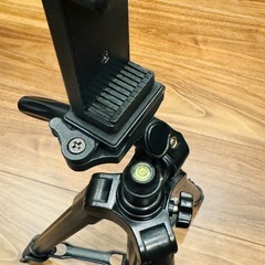 【中古】スマホ三脚120cm(Fotopro)4段階 調節 小型 3WAY 雲台 収納袋 スマホ用 スマホホルダー iPhone Android ビデオカメラ カメラ デジカメ 一眼レフ 対応 アルミ製 DIGI-204 BK ブラックの画像