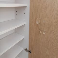 ★ジモティ割あり★  ミラー付き収納棚 木目調ライトブラウン H158×D33×W40 クリーニング済み HJ4724の画像