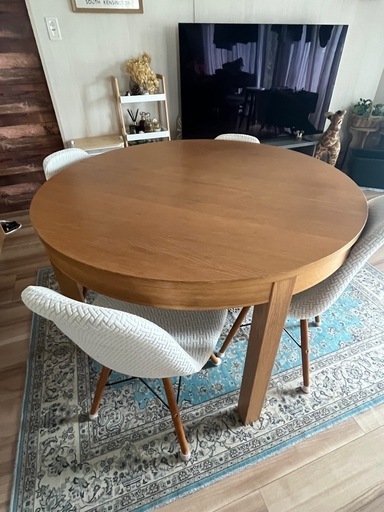 IKEA ダイニングテーブル
