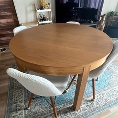 IKEA ダイニングテーブル

