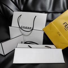 CHANEL☆FENDIショップ袋の画像