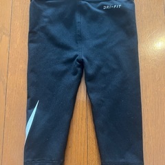 未使用　ベビー　Nike DRI-FIT ストレッチ 黒パンツ　70-80cmの画像