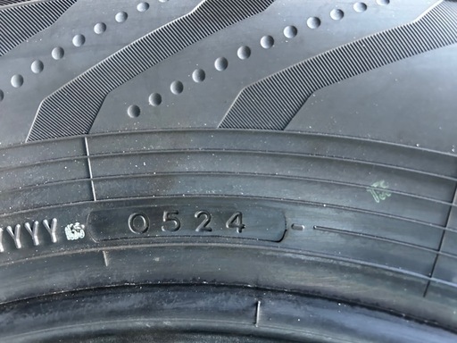新車剥がし　YOKOHAMA 225/65R17 24年製　夏タイヤ　4本セット
