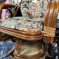 ラタン　回転座椅子の画像