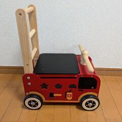 ウォーカー＆ライド 消防車 木のおもちゃ の画像