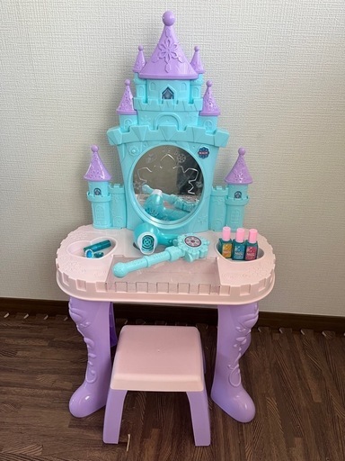 プリンセスのドレッサー　アナ雪　ドレッサー