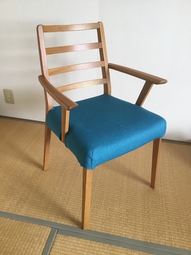 大塚家具の椅子　カバー付き
