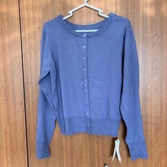 お値下げ致しました⭐️薄紫色 カーディガン 長袖 アンサンブル　キャミソール　Mの画像