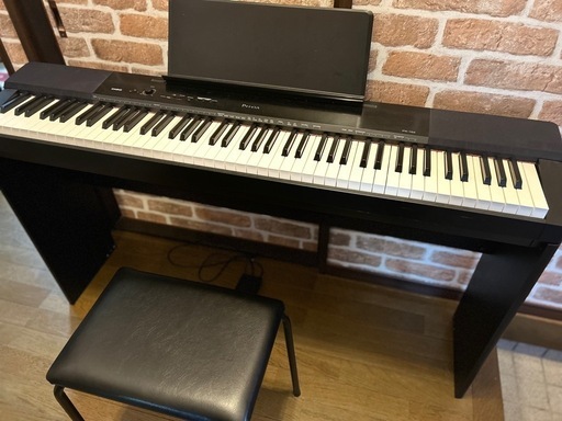 電子ピアノ　CASIO PX150