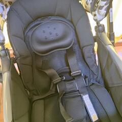 ソラリア　カレイドブラック　アップリカ製ベビーカーの画像