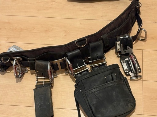 腰袋とフルハーネス