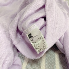 130cm GU冬物パジャマ①の画像
