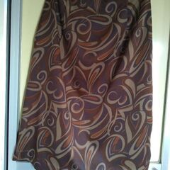 スーツ (スカート2着とジャケット1着)の画像