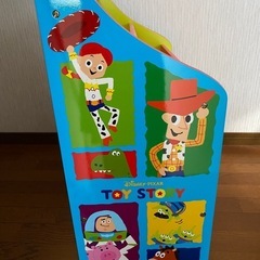 トイザらス限定★トイストーリー絵本棚★の画像