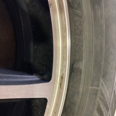 スタッドレスタイヤ4個ホイール付きの画像