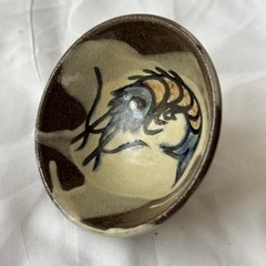 値下げ！金城敏男　壺屋焼　ぐい呑み　海老文、魚文　出品５の画像