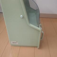調味料ラックの画像