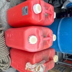 灯油容器