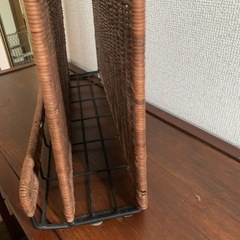籐製　ラタン&アイアン　マガジンラックの画像