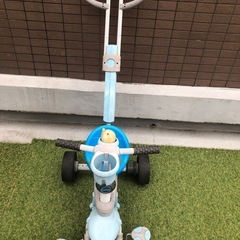三輪車の画像