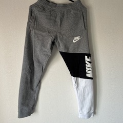 NIKE 155cm ３点　まとめて スエット 上下 パーカーの画像