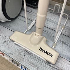 ⭐️人気モデル⭐️makita マキタ⭐️10.8vバッテリー内蔵⭐️充電式スティッククリーナー 掃除機⭐️CL116D⭐️3769