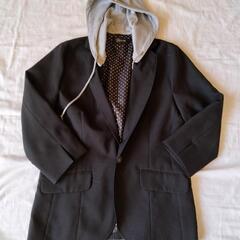   フード付きジャケットの画像