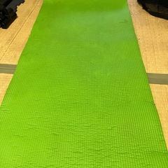 【引取限定】ヨガマットの画像