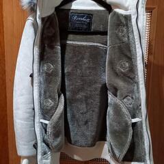 (ご商談中)白いコート　ジャケットの画像