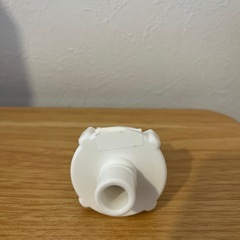 洗濯機給水接続部品 プラスチックと金属製 ネジ式接続の画像