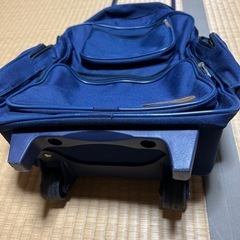 お買い物に キャリー付きリュックの画像