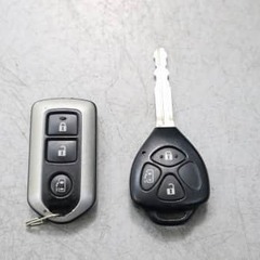 ポルテ 　１３０ｉ　ＣパッケージＨＩＤセレクション入庫しました！の画像